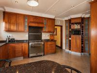  of property in Universitas