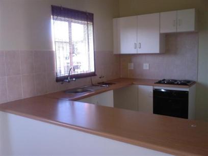 2 Bedroom Apartment to Rent in Sundowner - Property to rent - MR72347