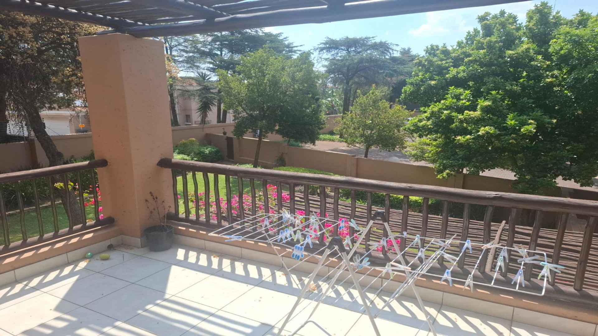 Balcony of property in Lone Hill