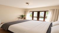 Bed Room 2 of property in Fourways