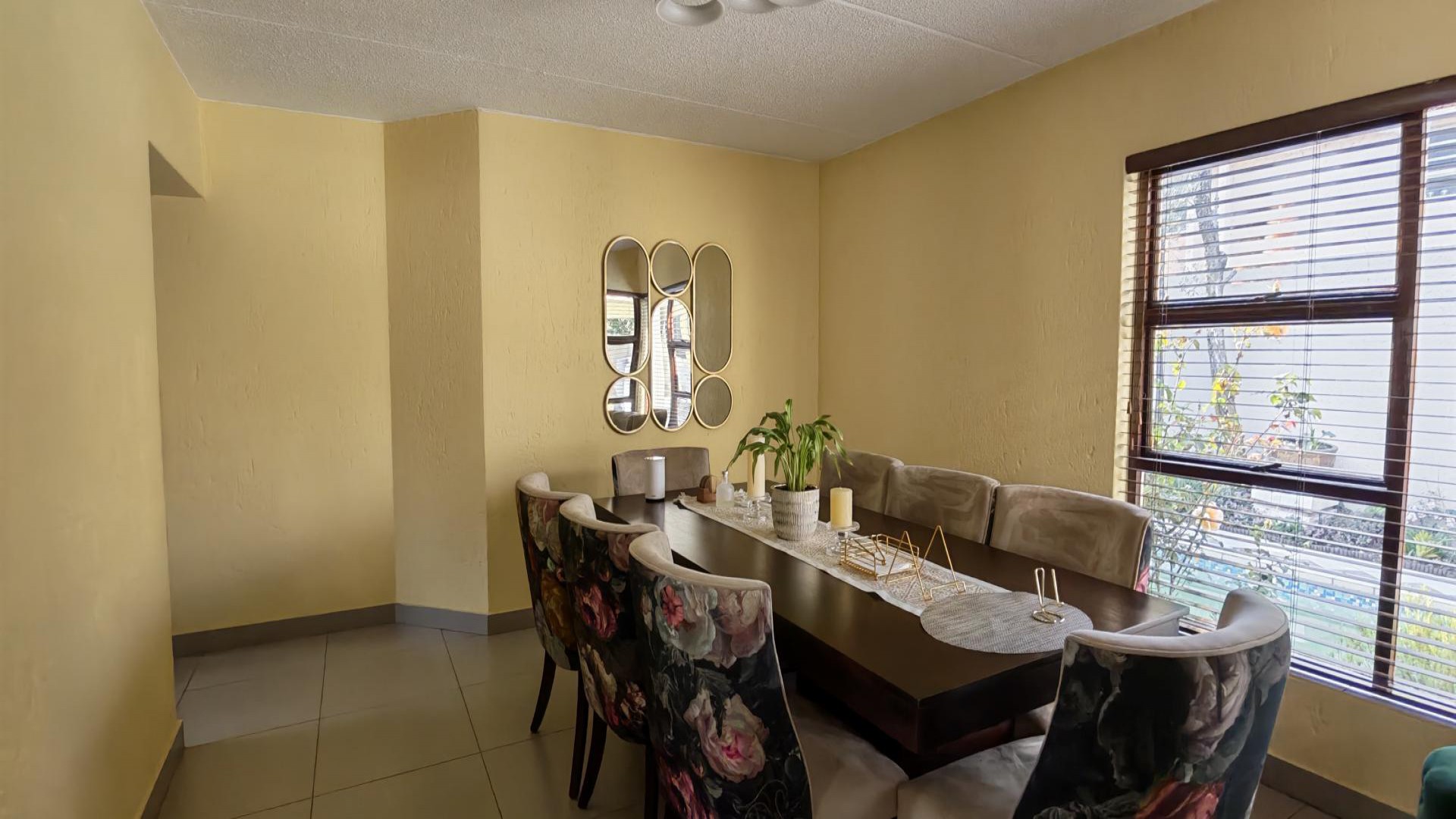 Dining Room of property in Sunninghill