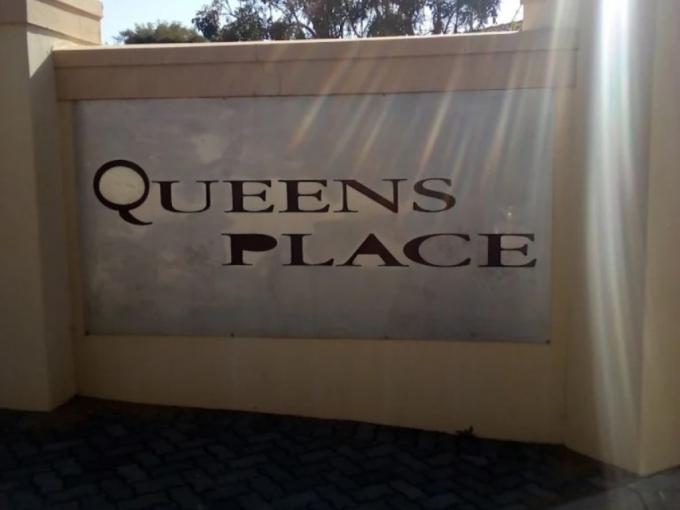 2 Bedroom Apartment for Sale For Sale in Queenswood - MR723522