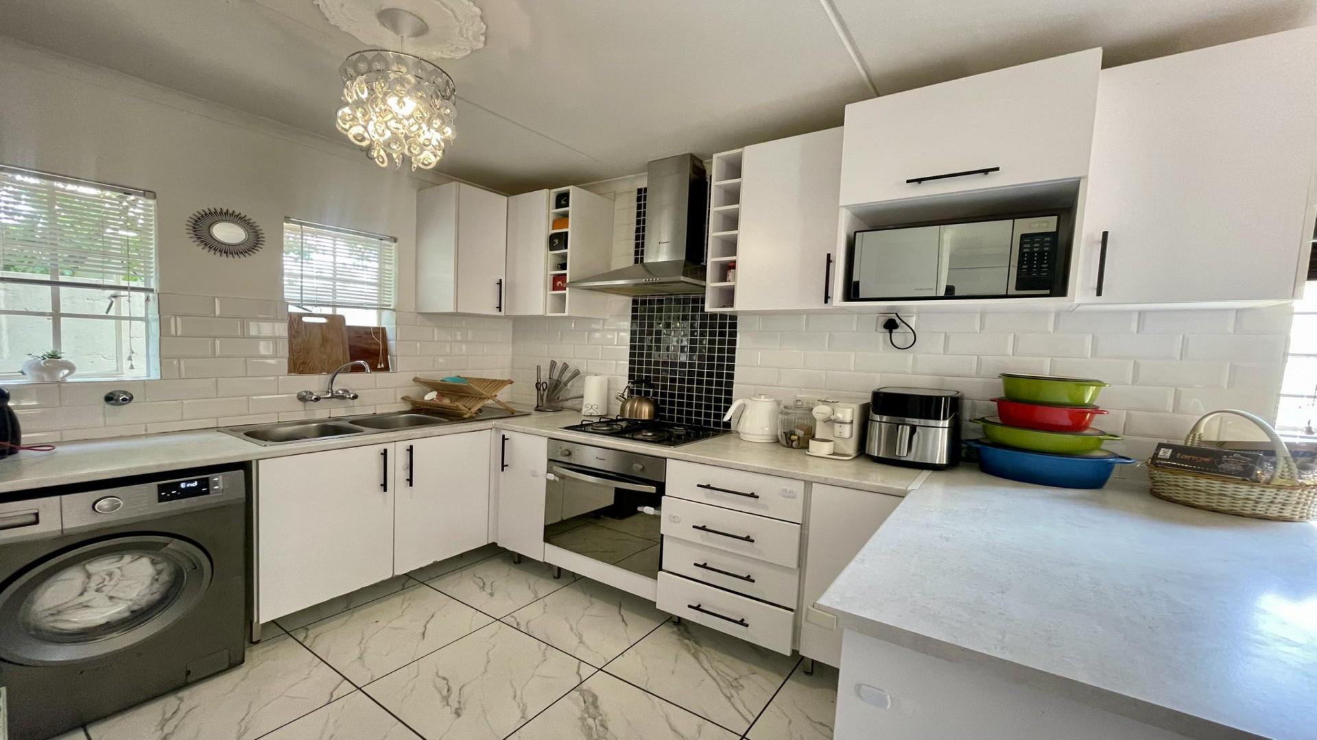 Kitchen of property in Willowbrook