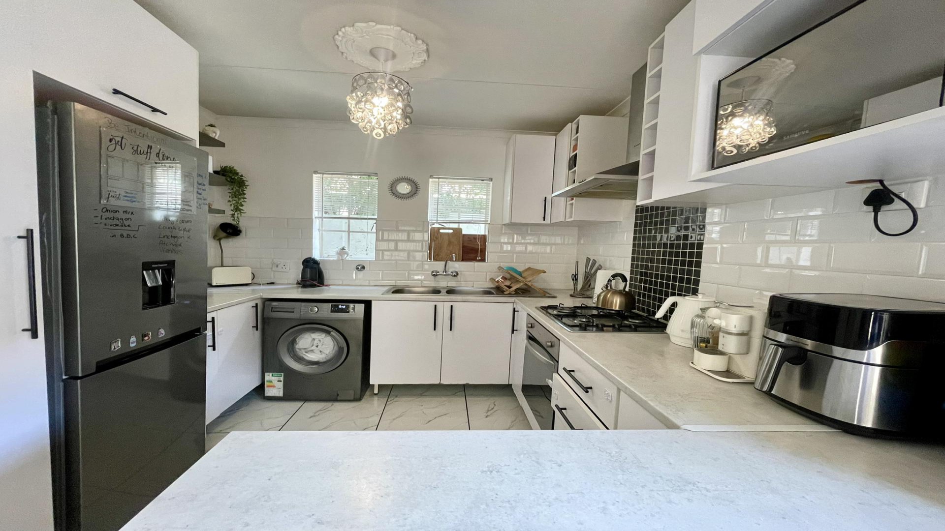 Kitchen of property in Willowbrook