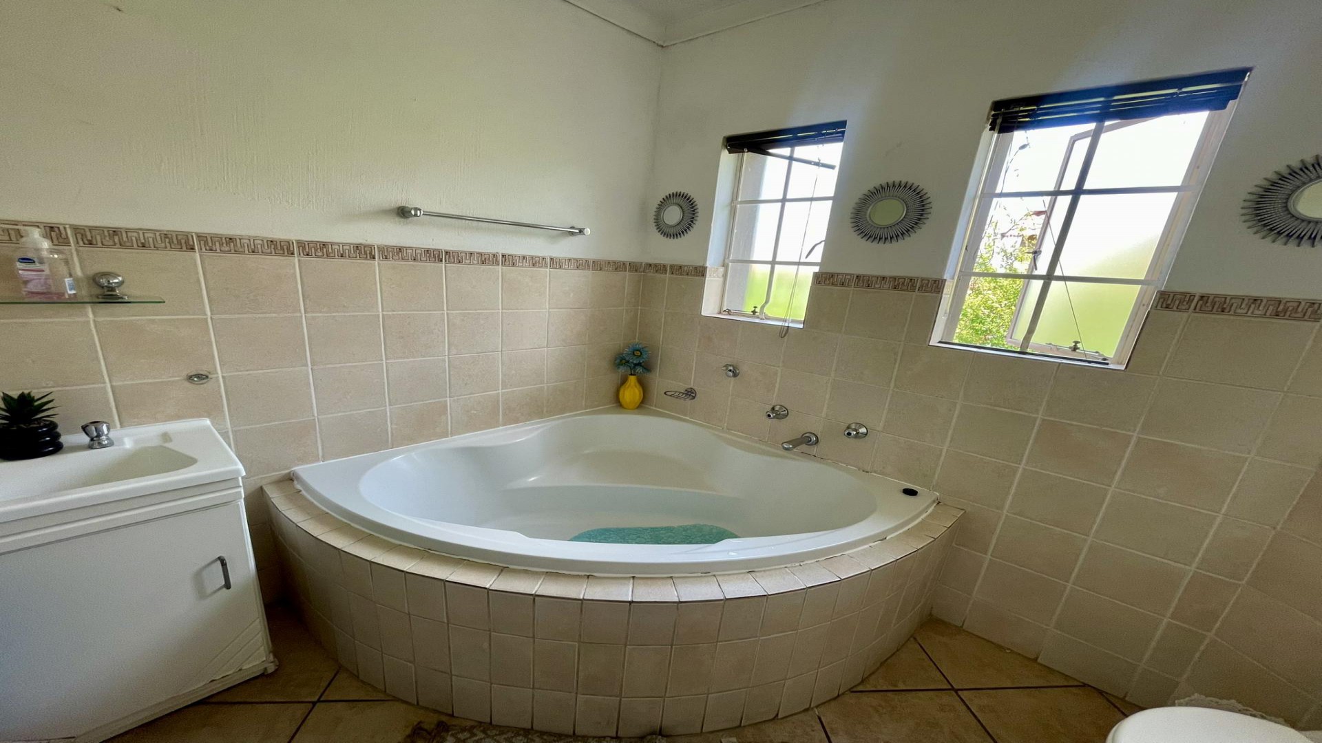 Bathroom 2 of property in Willowbrook