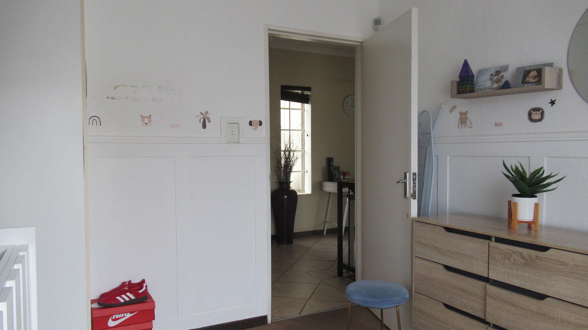 Bed Room 2 - 11 square meters of property in Willowbrook
