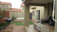 Patio - 8 square meters of property in Willowbrook