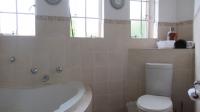 Bathroom 1 - 6 square meters of property in Willowbrook