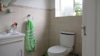 Main Bathroom - 5 square meters of property in Willowbrook