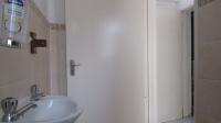 Guest Toilet - 2 square meters of property in Willowbrook