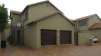 Front View of property in Willowbrook