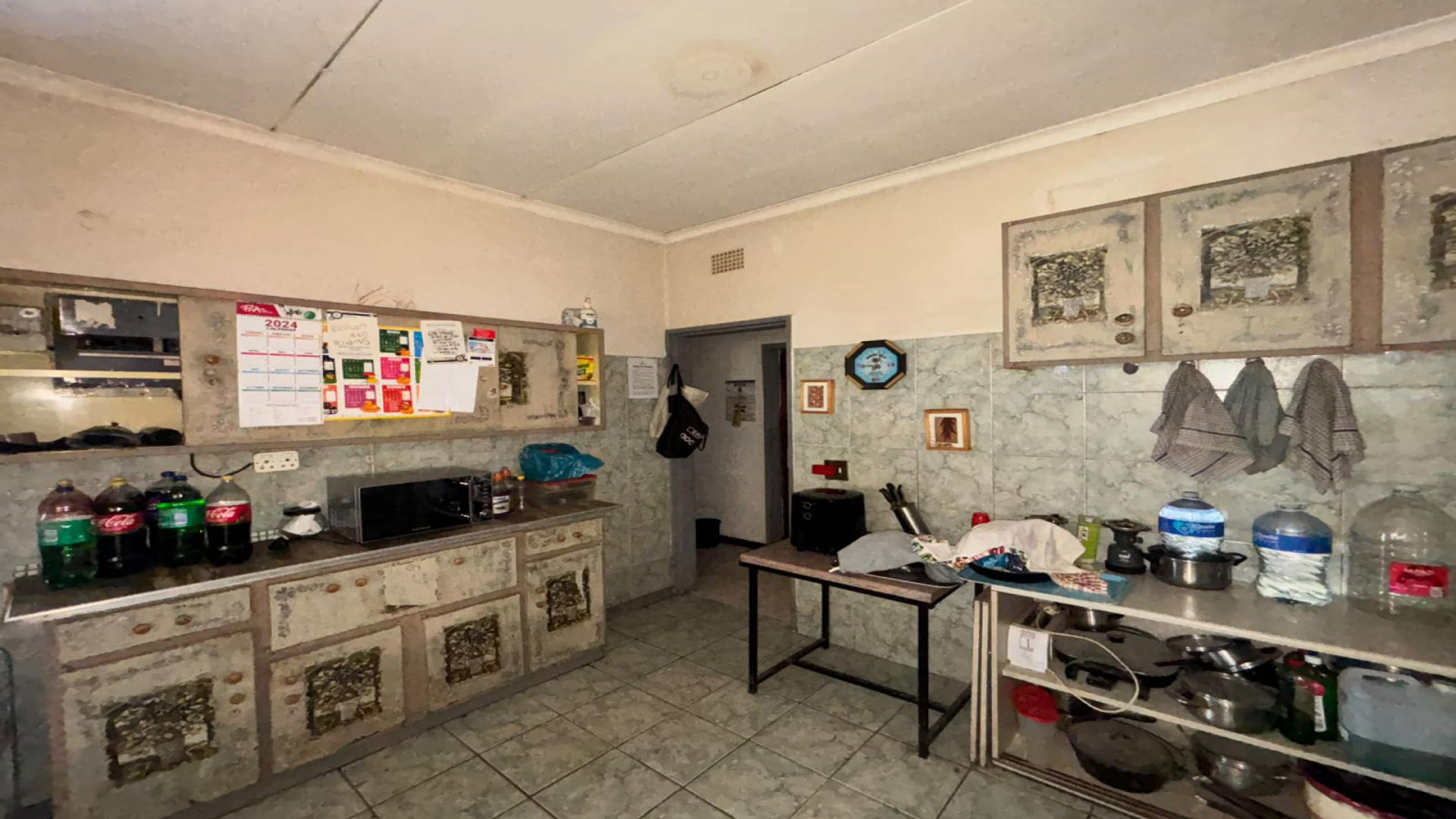 Kitchen of property in Meiringspark