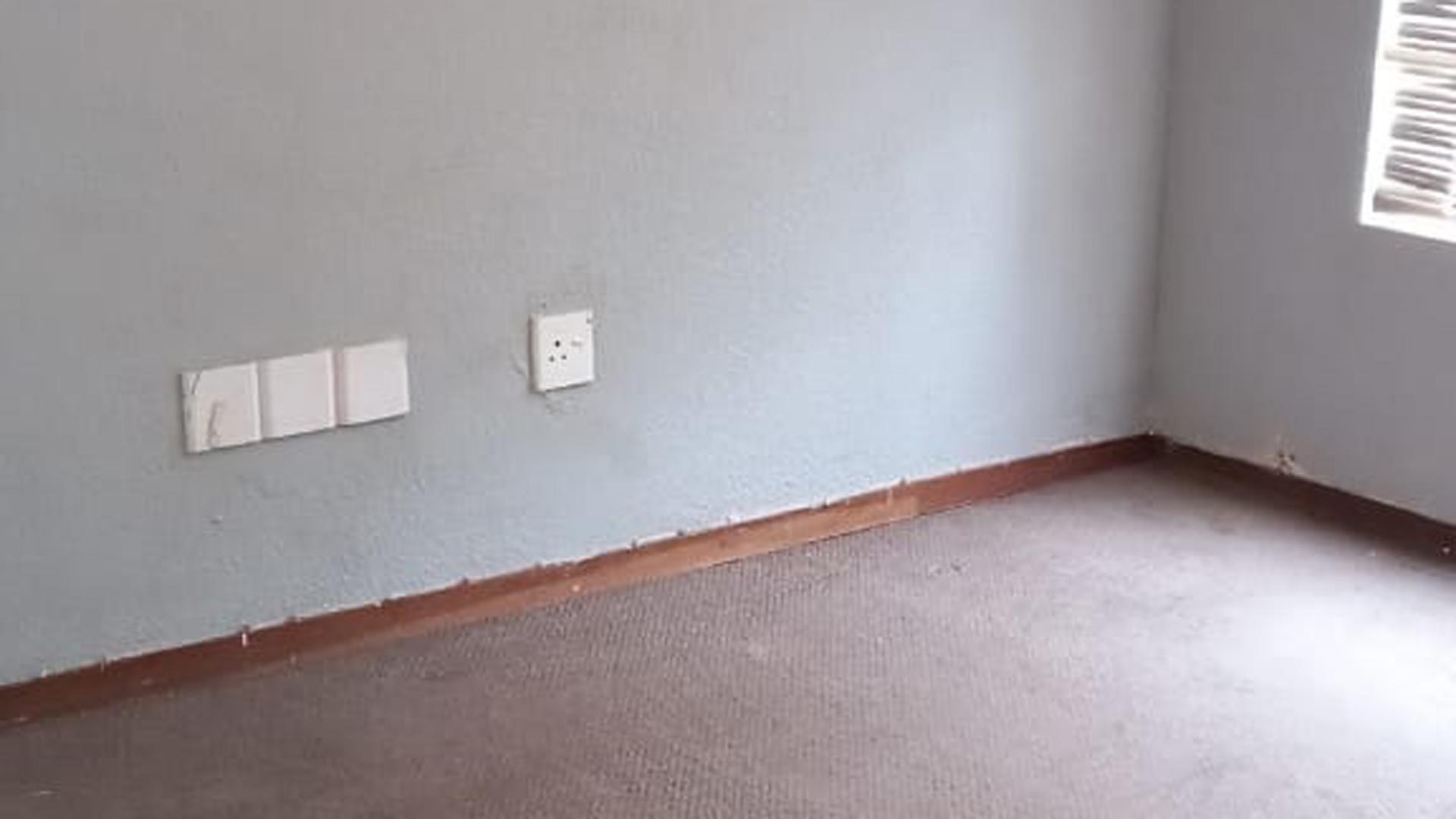 Bed Room 1 of property in Vaalpark