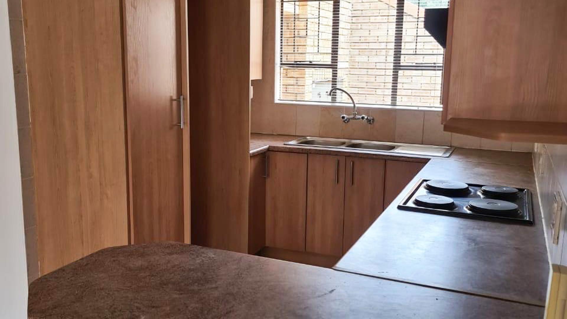 Kitchen of property in Vaalpark