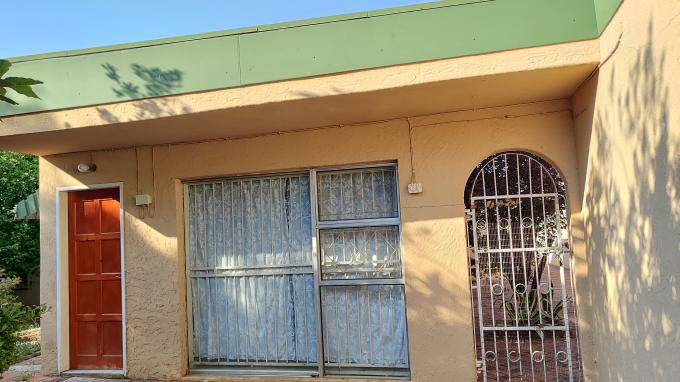 3 Bedroom Sectional Title for Sale For Sale in Westdene (Bloemfontein) - Home Sell - MR723589