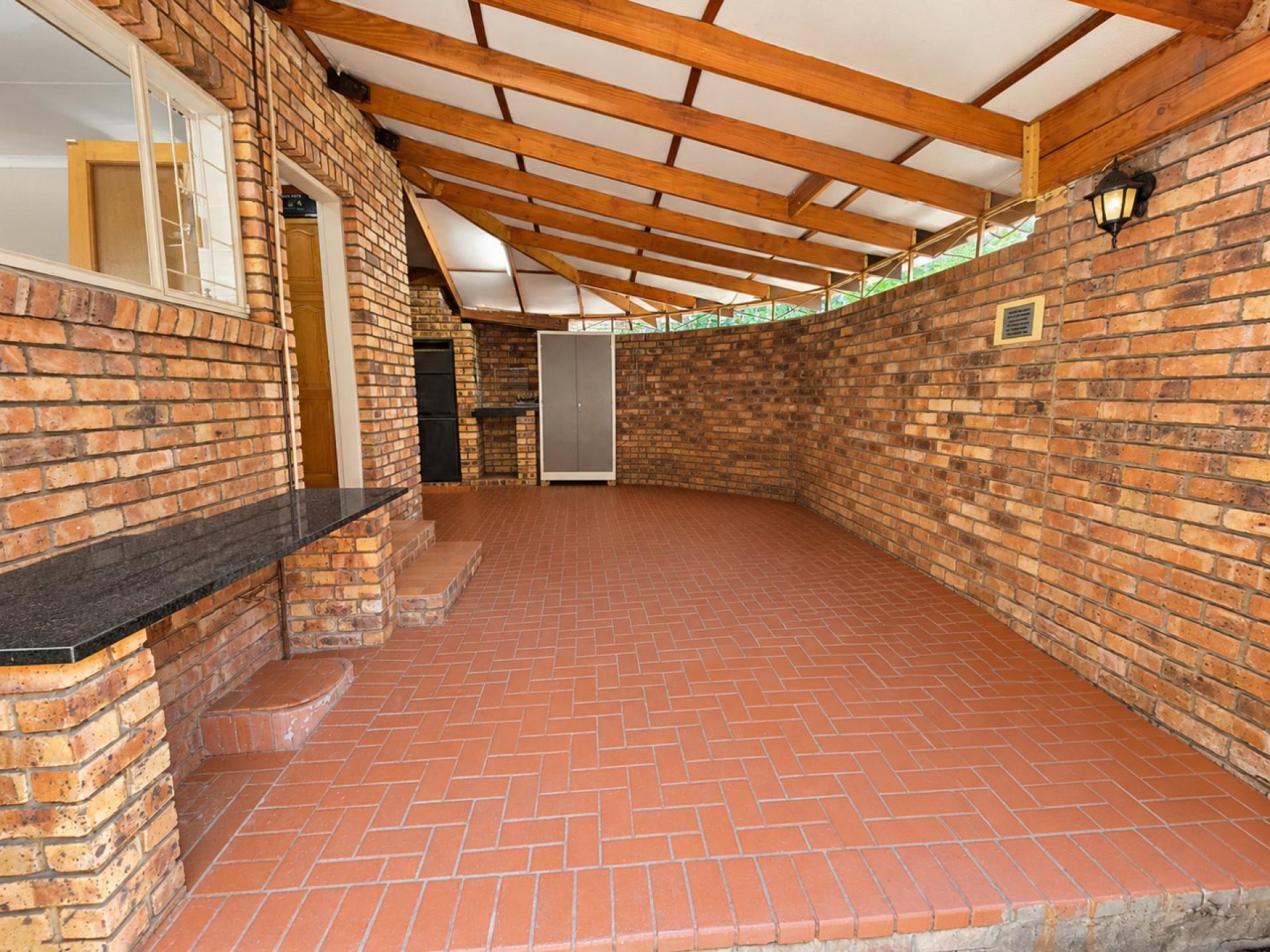  of property in Montana Park