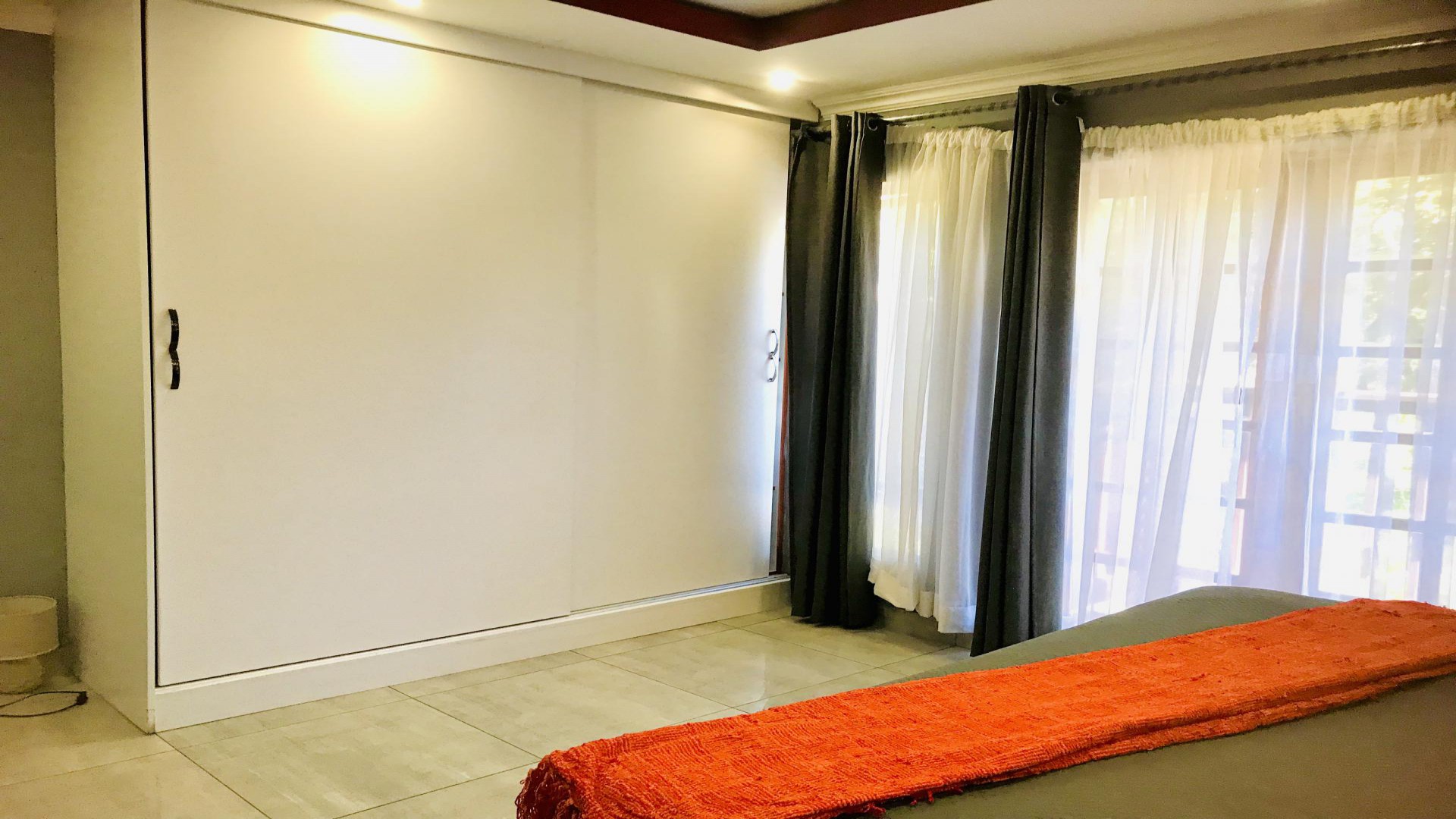 Bed Room 1 of property in Steiltes
