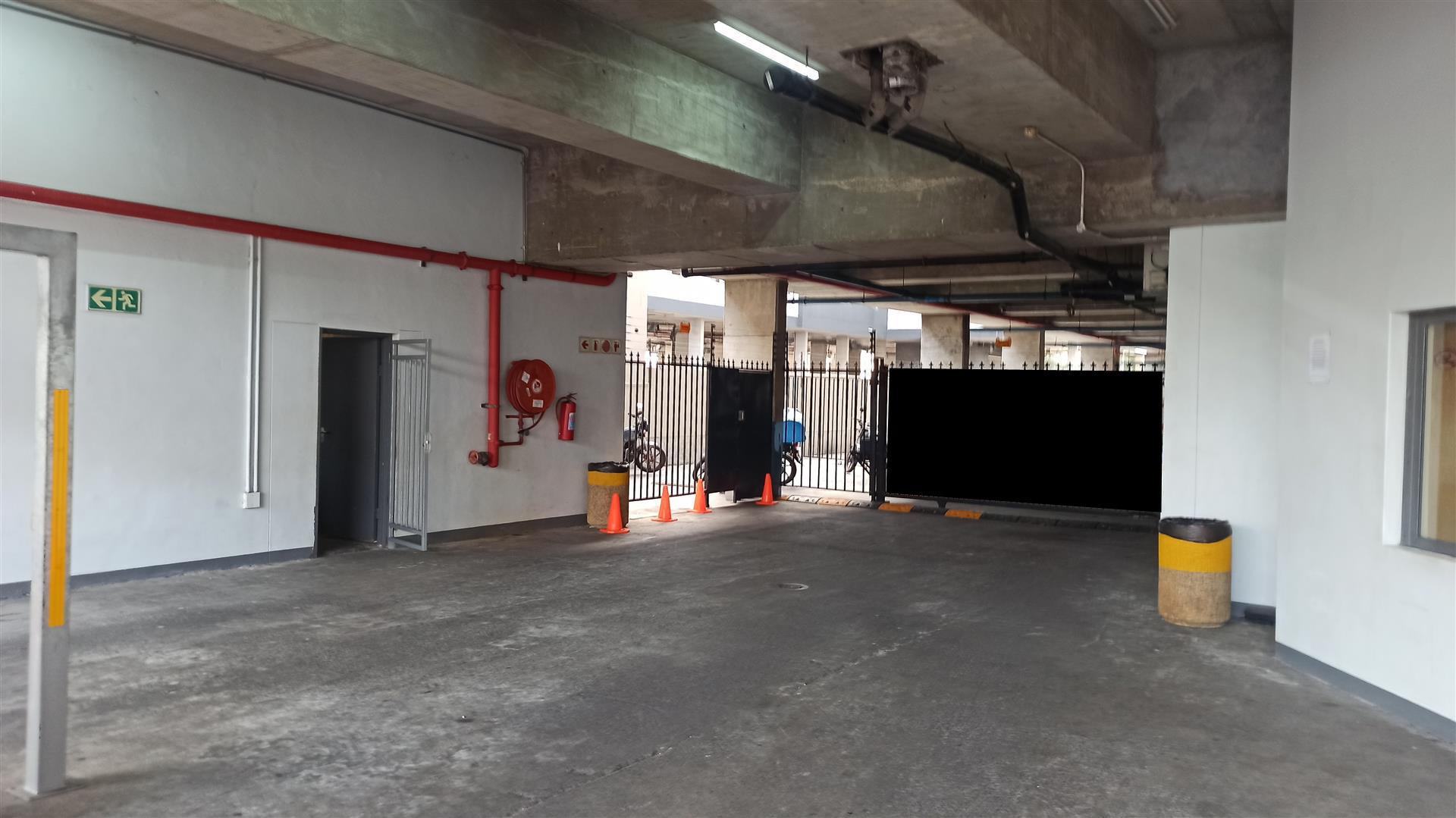 Spaces of property in Wynberg - CPT
