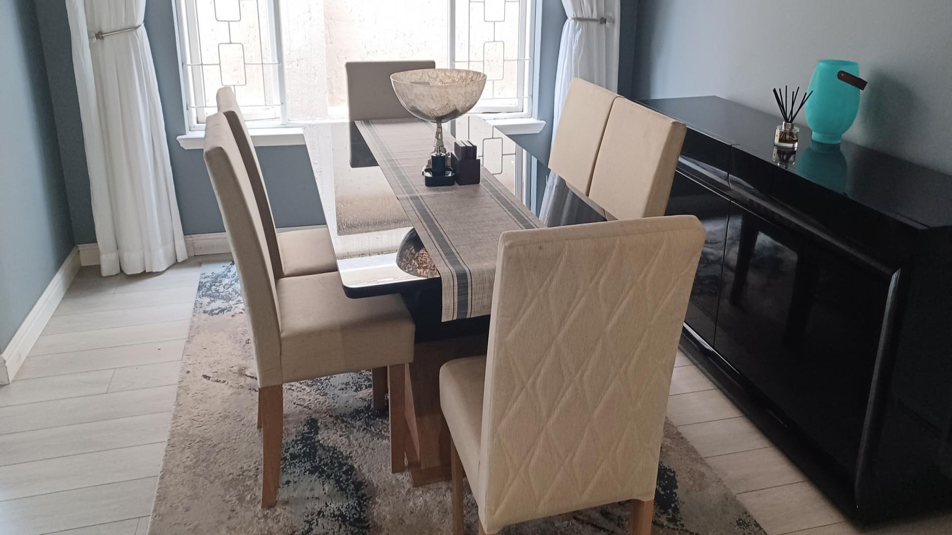 Dining Room of property in Lone Hill
