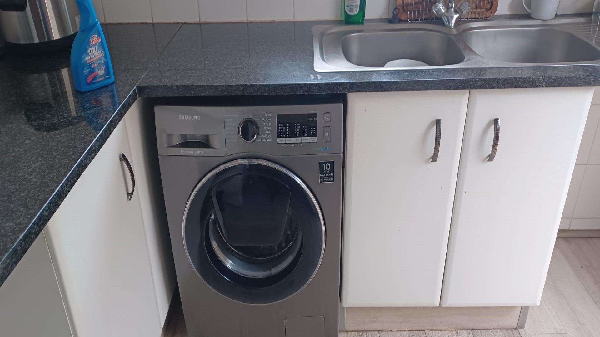 Kitchen of property in Lone Hill