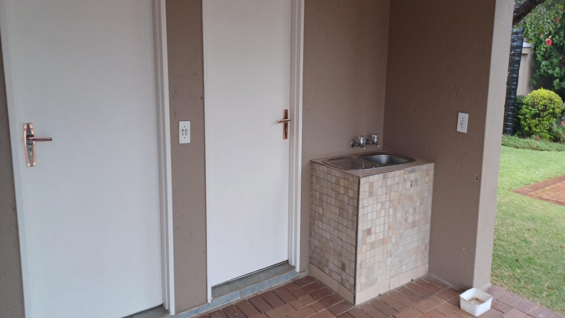 Spaces of property in Lone Hill