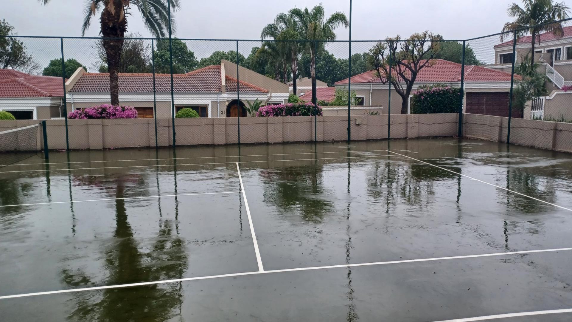 Entertainment of property in Lone Hill