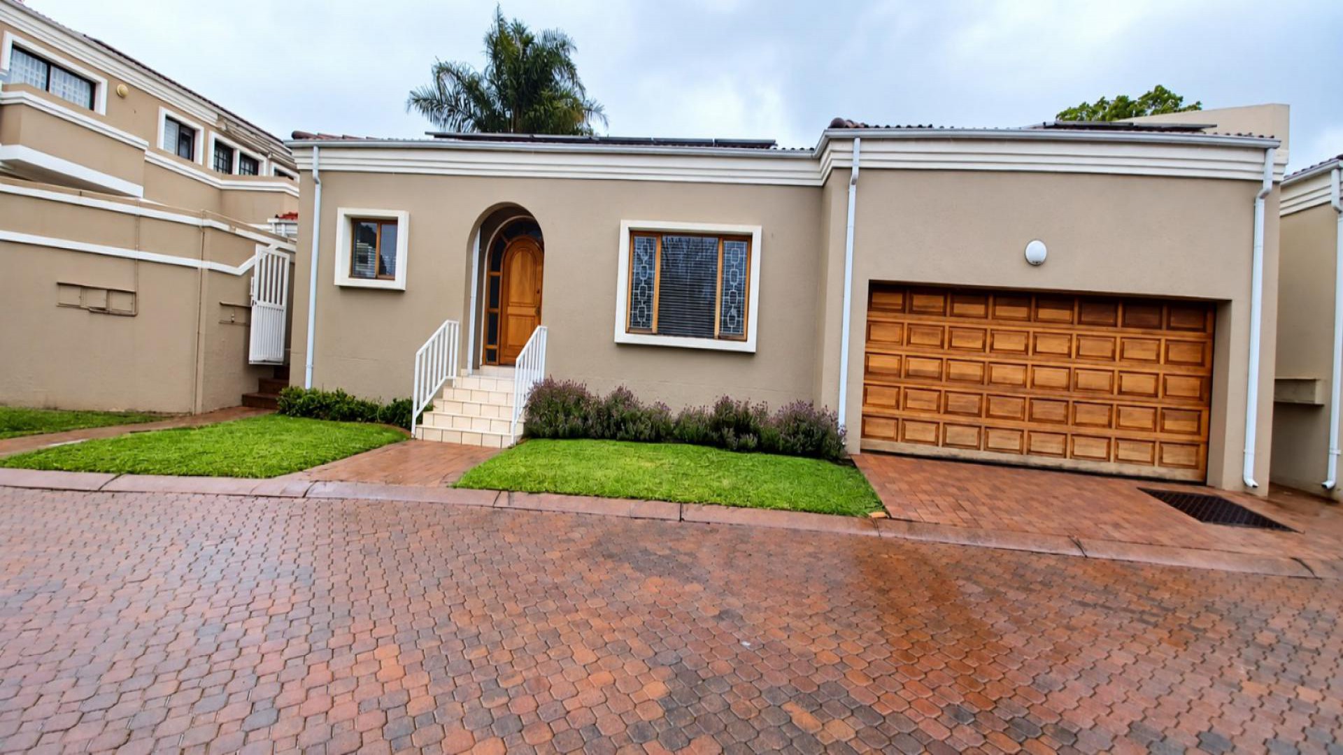 Front View of property in Lone Hill