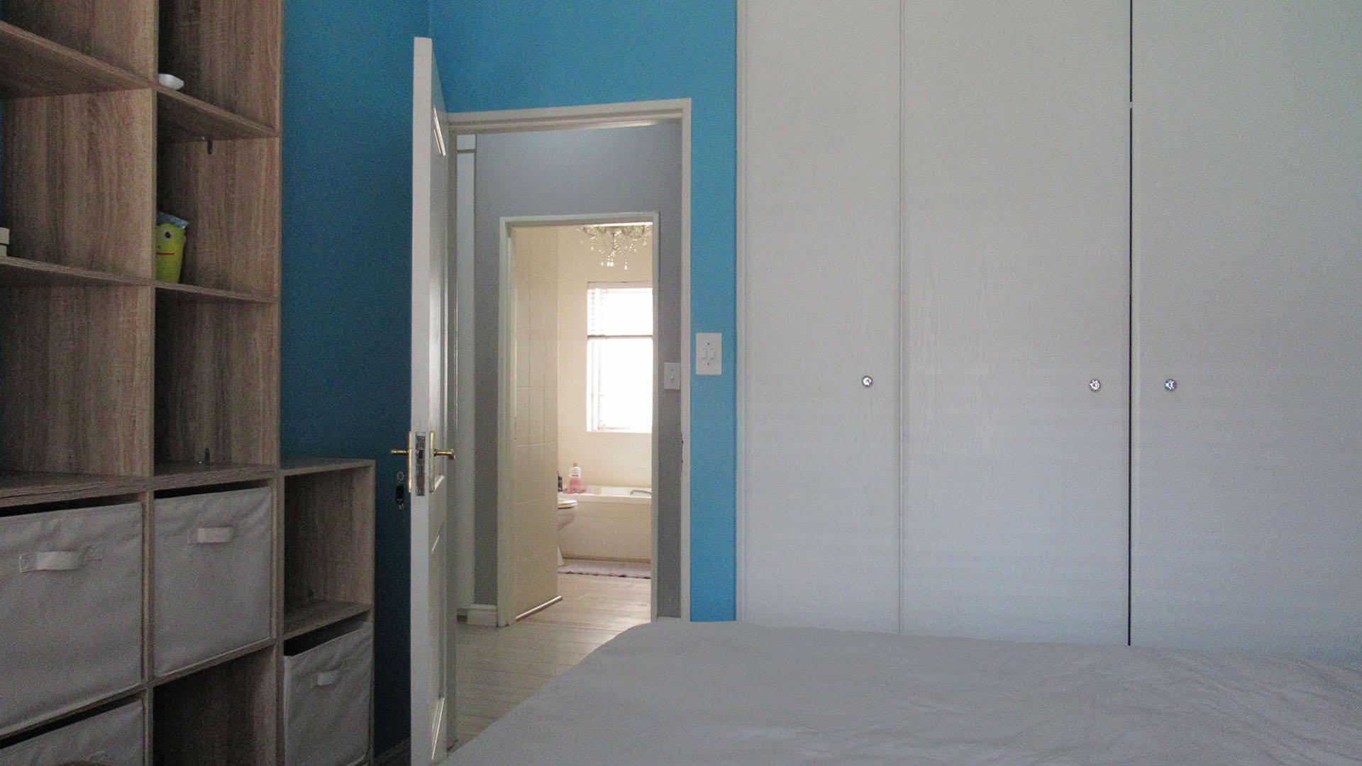 Bed Room 2 - 11 square meters of property in Lone Hill