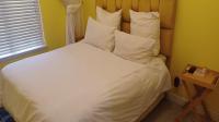Bed Room 1 of property in Lone Hill