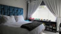 Main Bedroom - 17 square meters of property in Lone Hill