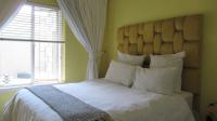 Bed Room 1 - 10 square meters of property in Lone Hill