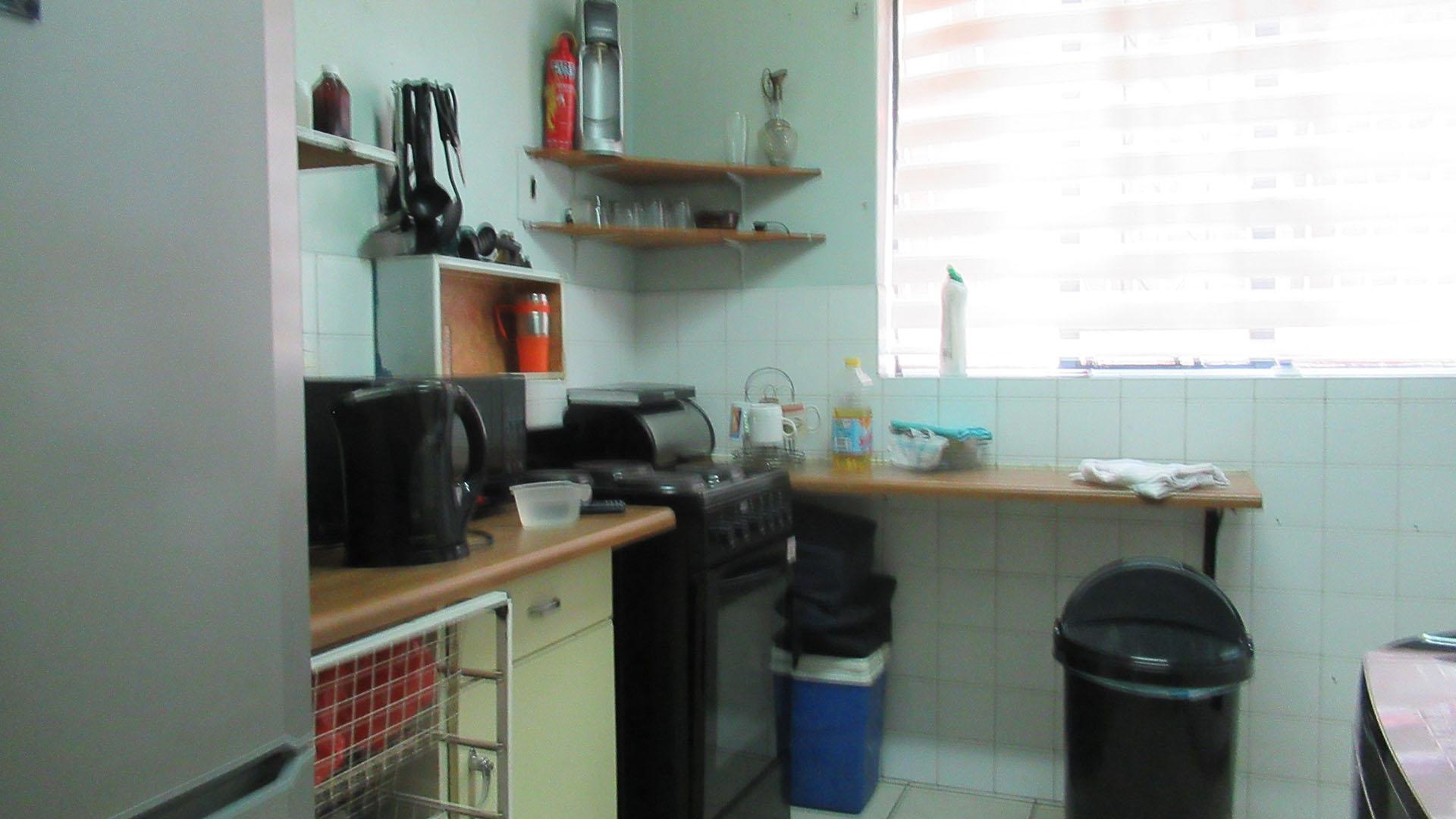 Kitchen - 9 square meters of property in Florida