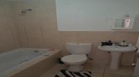 Bathroom 1 of property in Aeroton