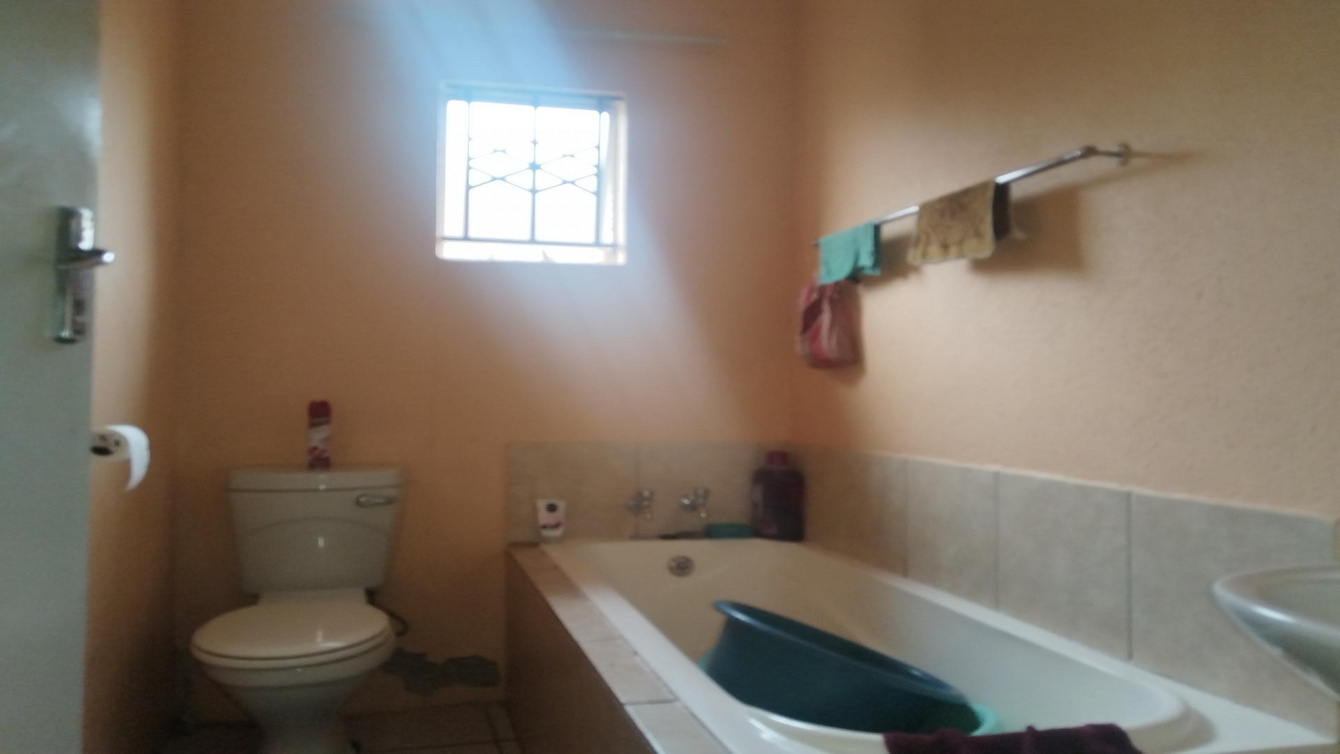 Bathroom 1 of property in Savanna City