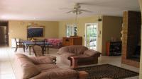 Lounges of property in Kloof 