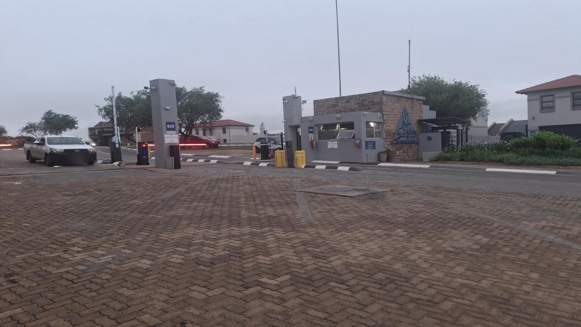 Front View of property in Kungwini Country Estate