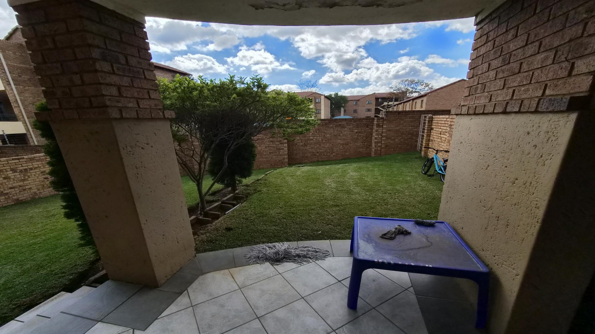 Backyard of property in Die Hoewes