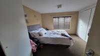 Bed Room 2 of property in Die Hoewes