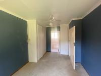  of property in Die Hoewes