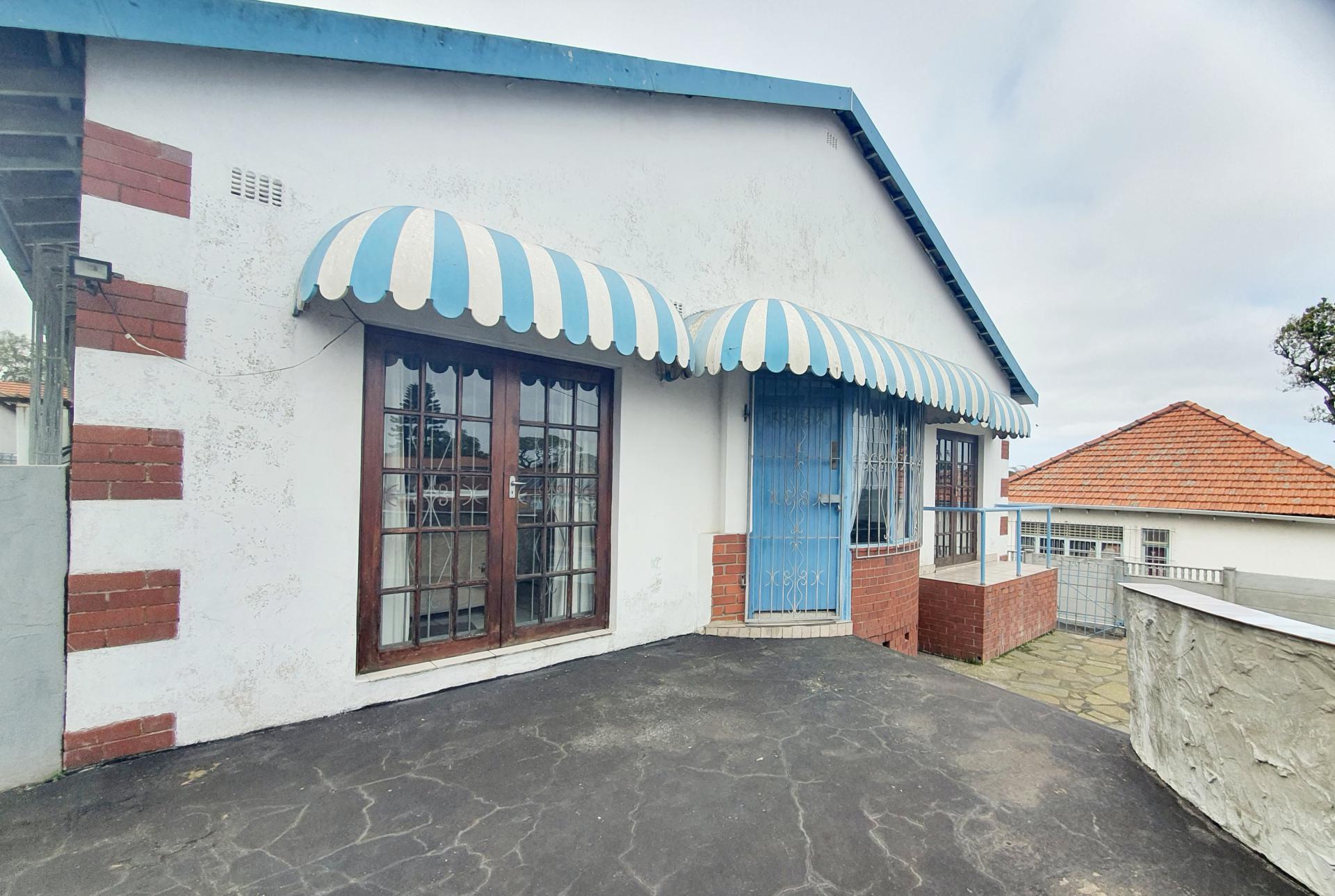  of property in Montclair (Dbn)