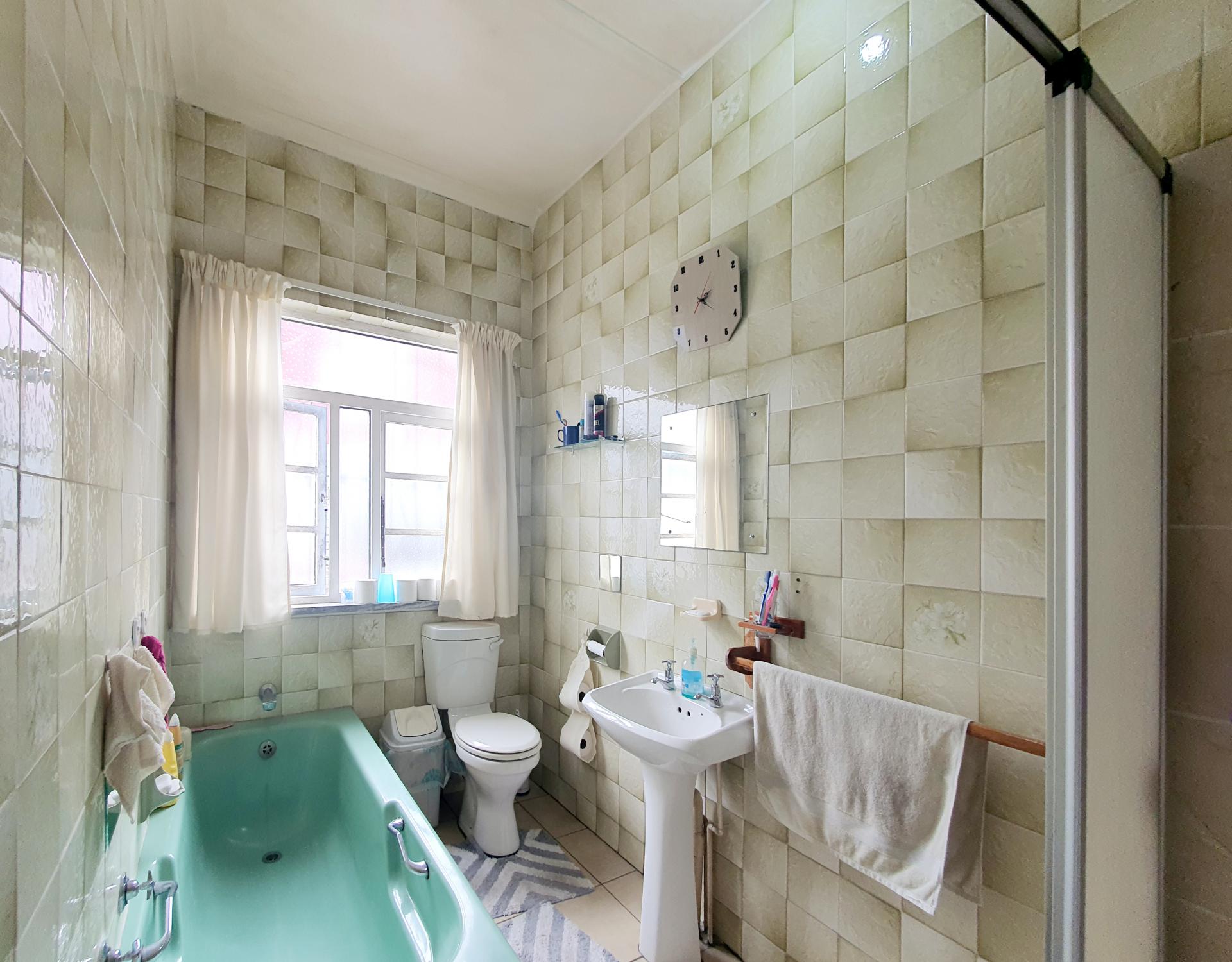  of property in Montclair (Dbn)