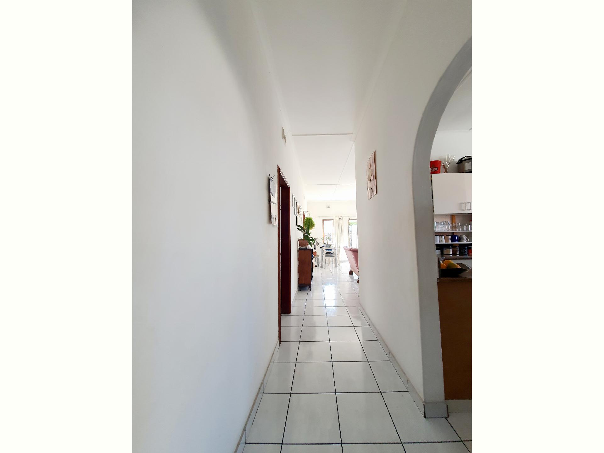  of property in Montclair (Dbn)