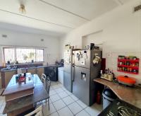  of property in Montclair (Dbn)