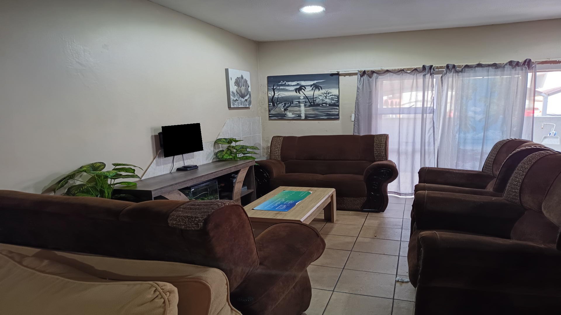 Lounges of property in Brakpan