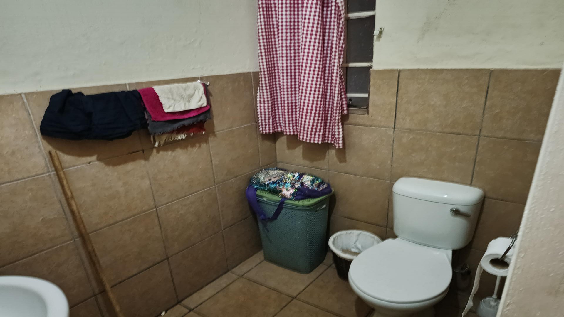 Bathroom 2 of property in Brakpan