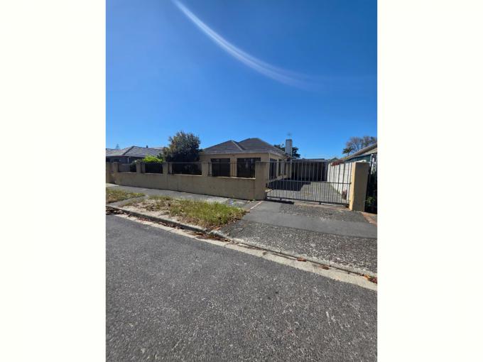 3 Bedroom House for Sale For Sale in Thornton - MR723745