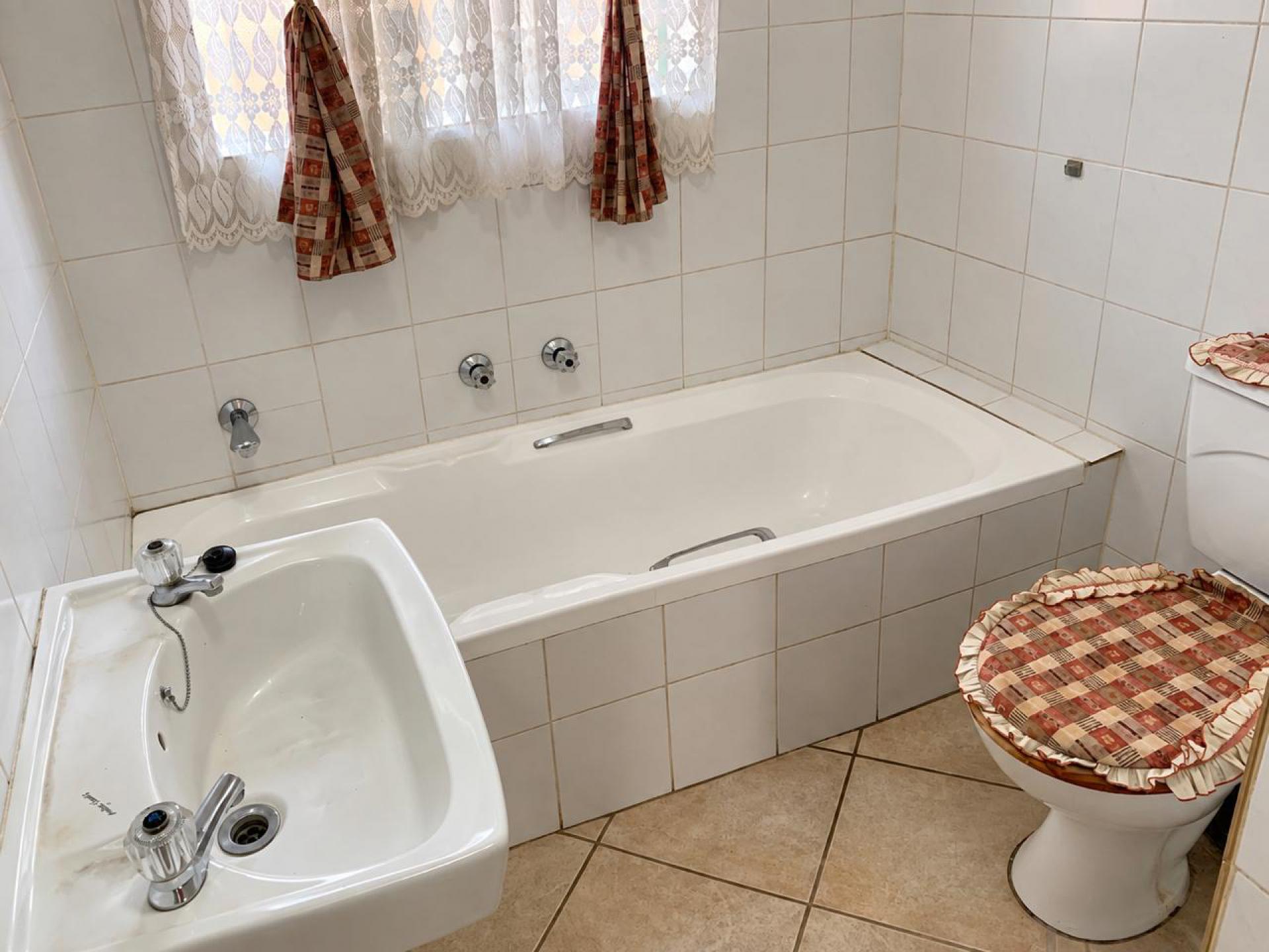  of property in Annlin