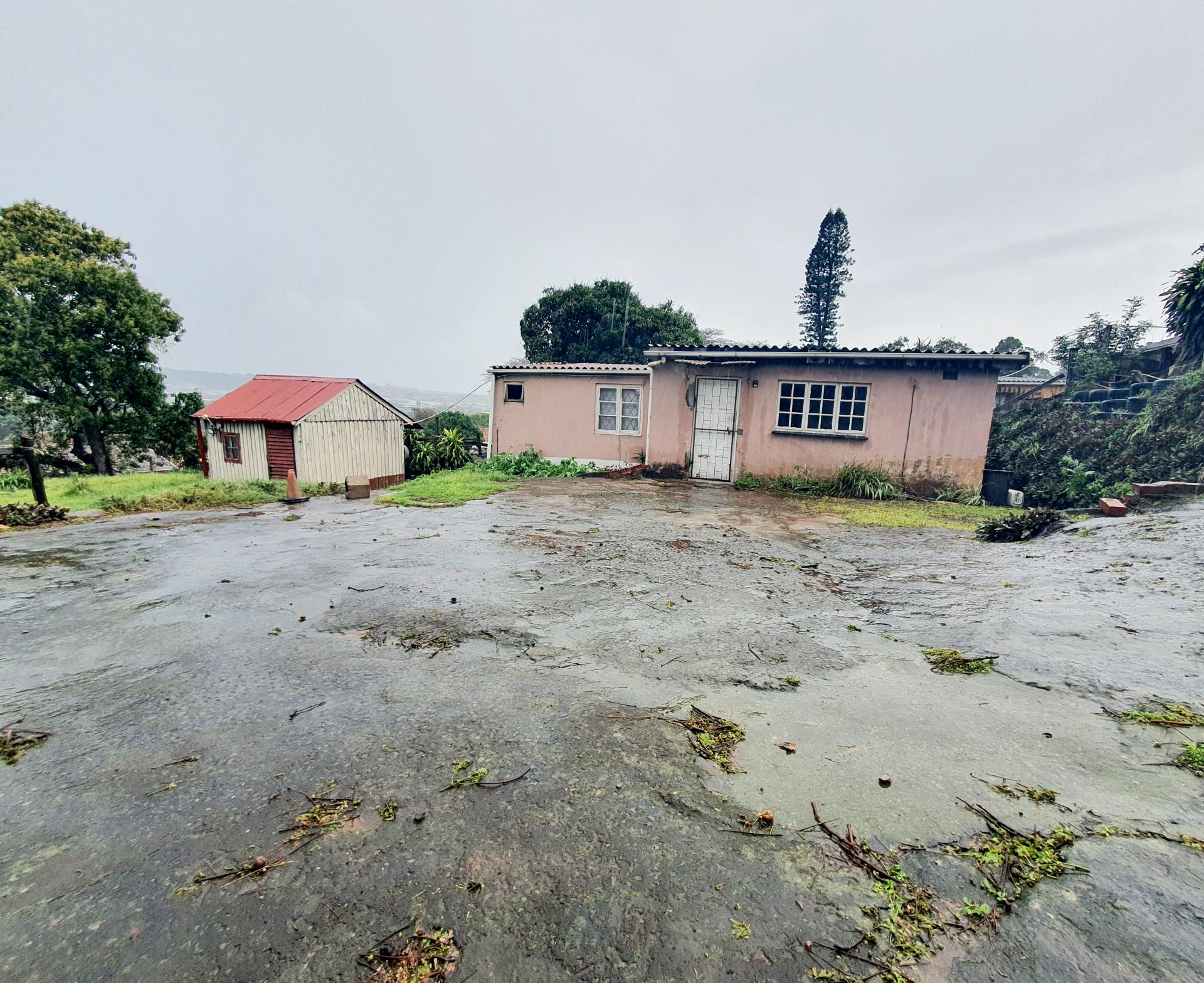  of property in Montclair (Dbn)
