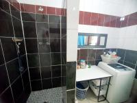  of property in Montclair (Dbn)