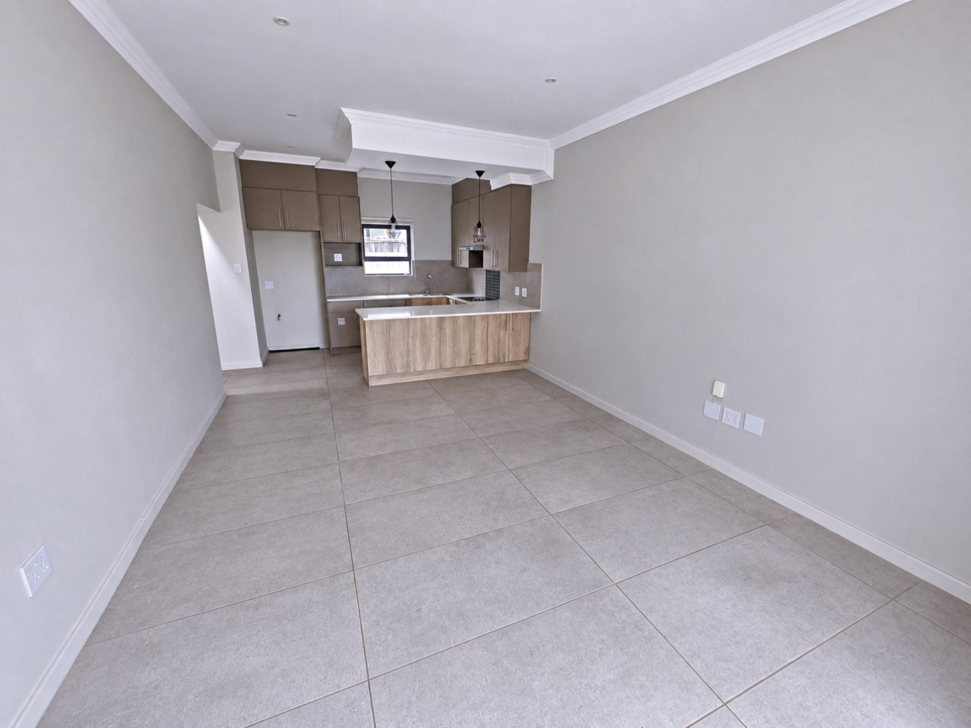  of property in Magalieskruin